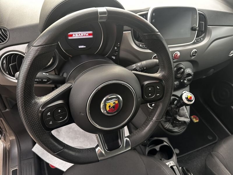 Abarth 595  595 1.4 Turbo T-Jet 160 CV Pista