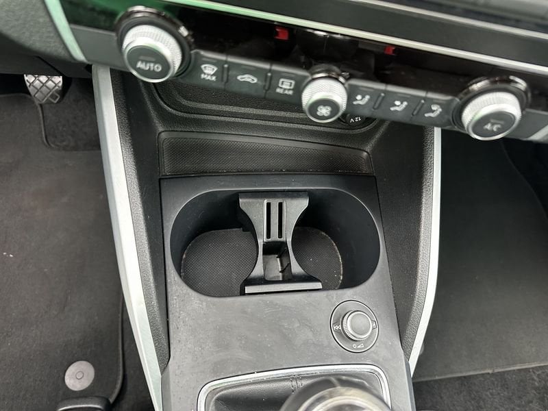 Audi Q2  30 TFSI Business