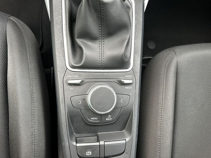 Audi Q2  30 TFSI Business
