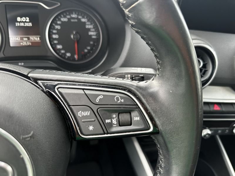Audi Q2  30 TFSI Business