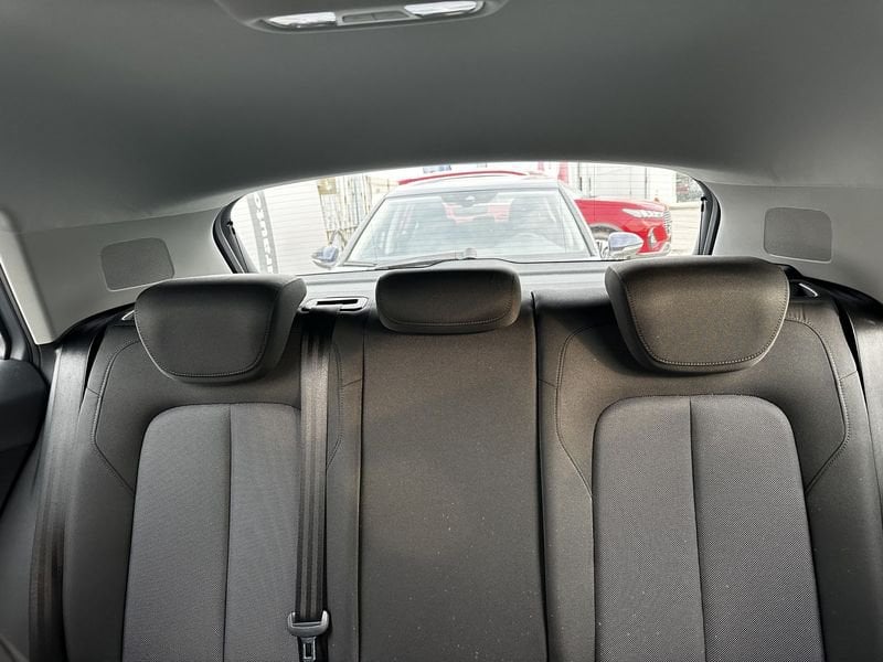 Audi Q2  30 TFSI Business