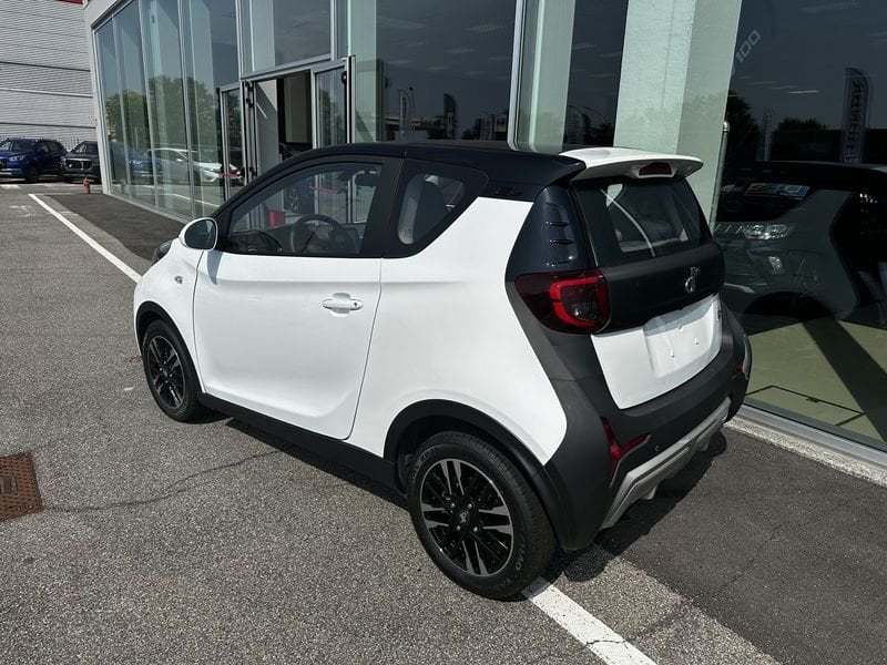 DR Automobiles   dr 1.0 EV