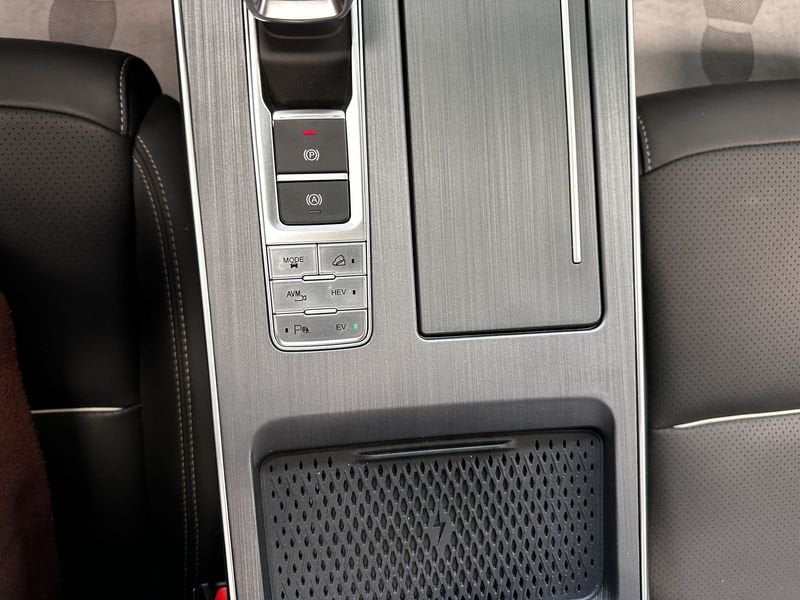 DR Automobiles   dr 6.0 1.5 PHEV
