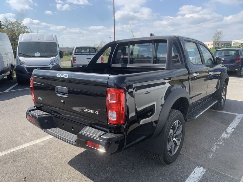 EVO   2.0 Turbo Diesel Doppia Cabina