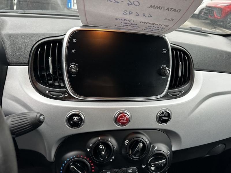 Fiat 500  1.0 Hybrid Connect