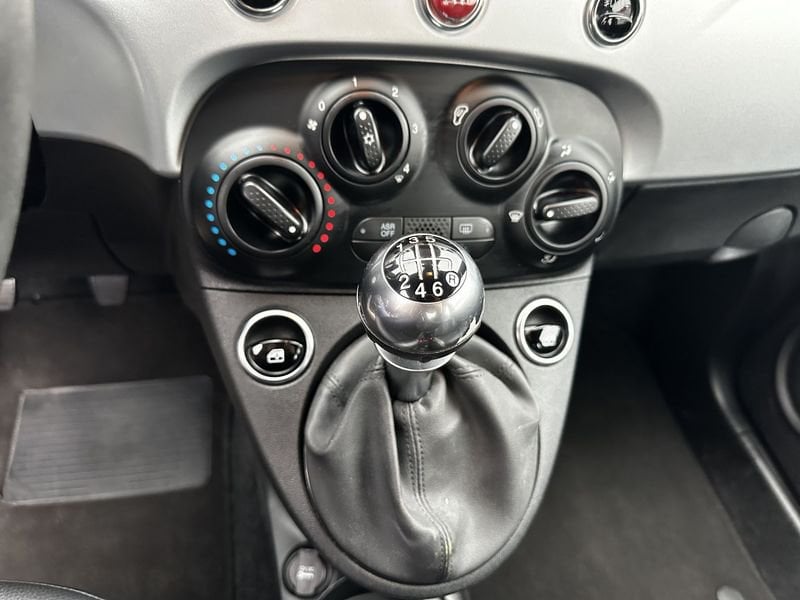 Fiat 500  1.0 Hybrid Connect