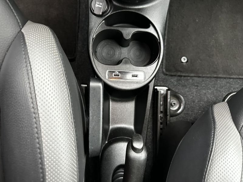 Fiat 500  1.0 Hybrid Connect