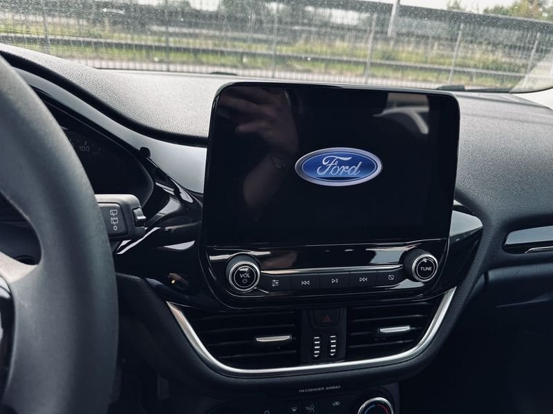 Ford Fiesta  1.1 75 CV GPL 5 porte Plus