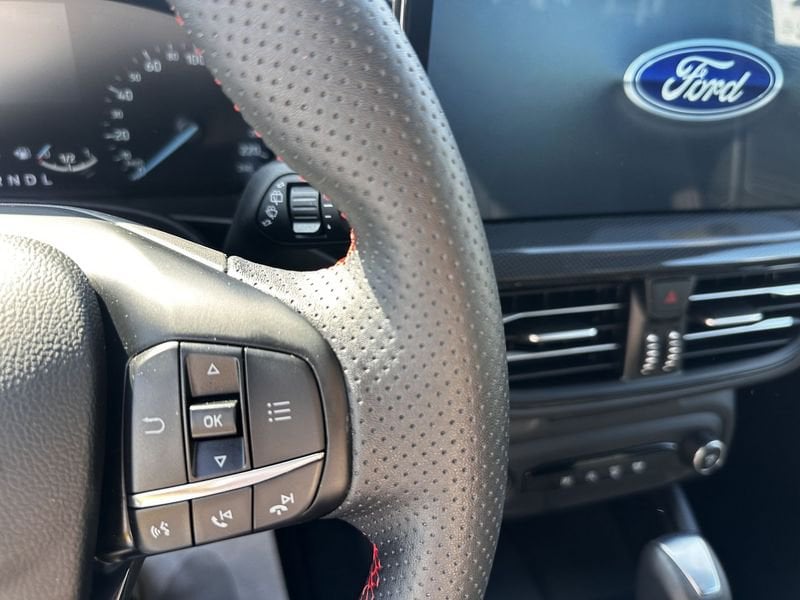 Ford Focus  1.0T EcoBoost Hybrid 155cv ST-Line Auto
