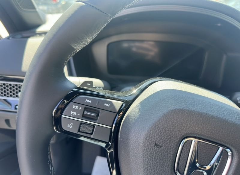 Honda Civic  2.0 Sport eCVT