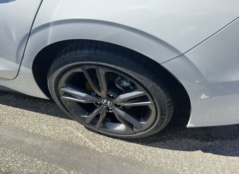 Honda Civic  2.0 Sport eCVT