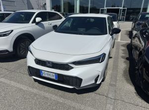 Honda Civic  2.0 Sport eCVT