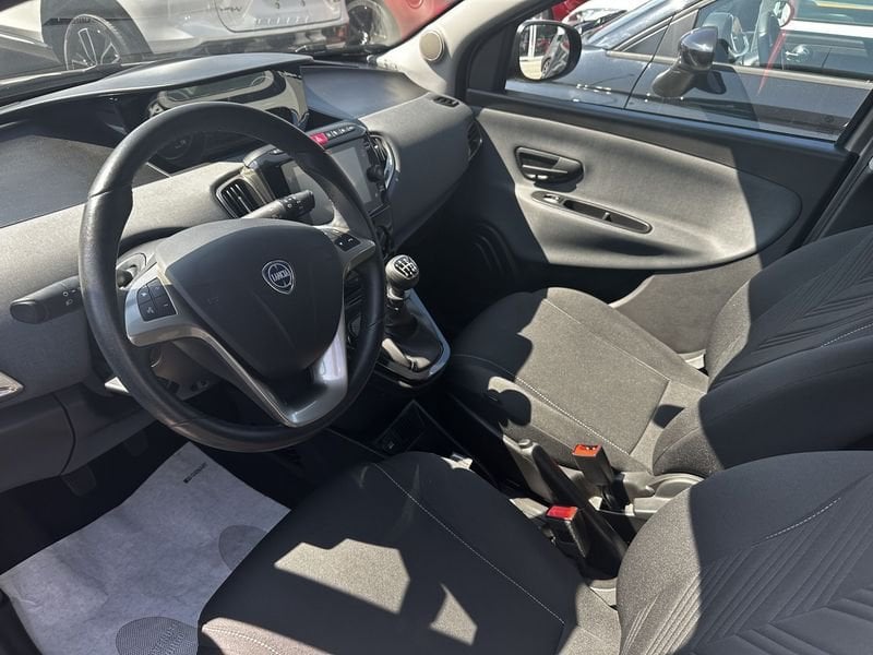 Lancia Ypsilon  1.0 FireFly 5 porte S&S Hybrid Gold