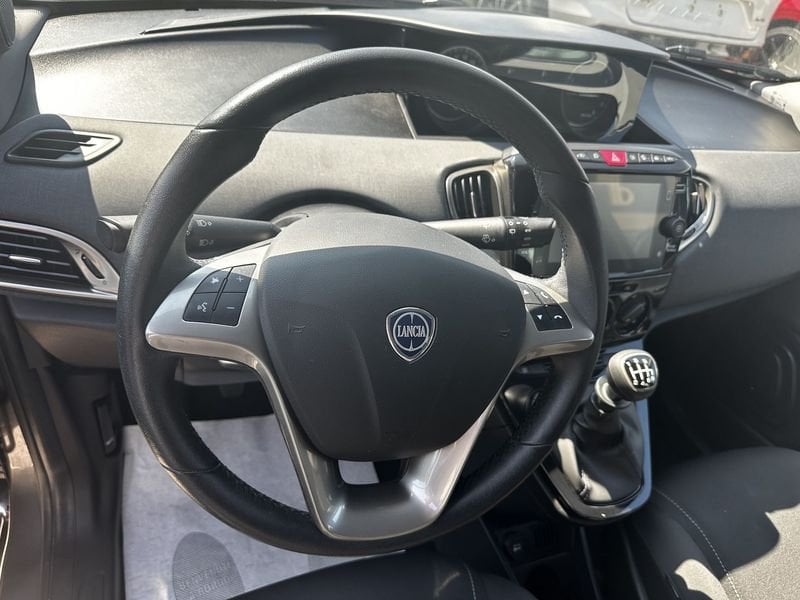 Lancia Ypsilon  1.0 FireFly 5 porte S&S Hybrid Gold