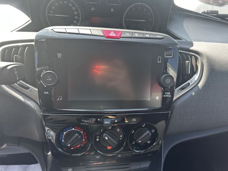 Lancia Ypsilon  1.0 FireFly 5 porte S&S Hybrid Gold