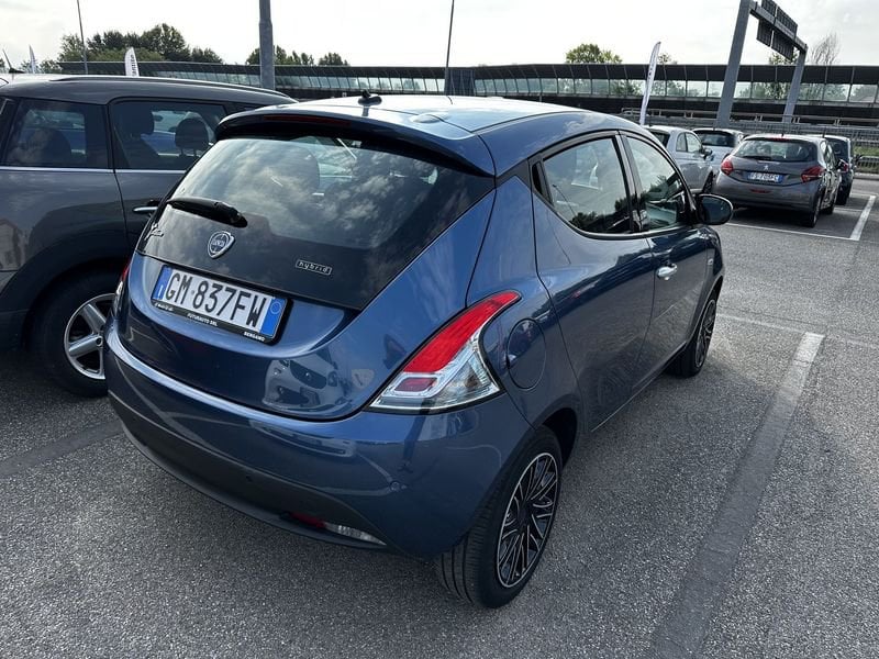 Lancia Ypsilon  1.0 FireFly 5 porte S&S Hybrid Gold