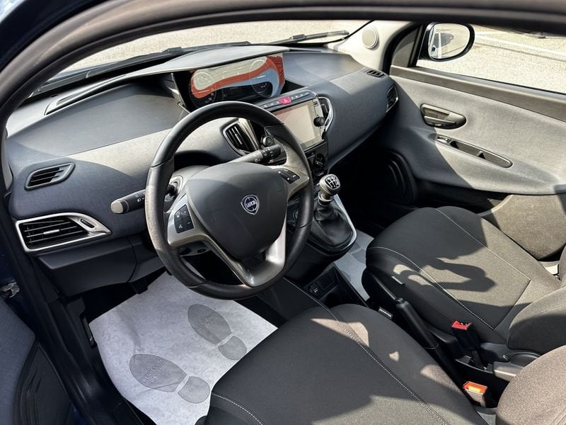 Lancia Ypsilon  1.0 FireFly 5 porte S&S Hybrid Gold