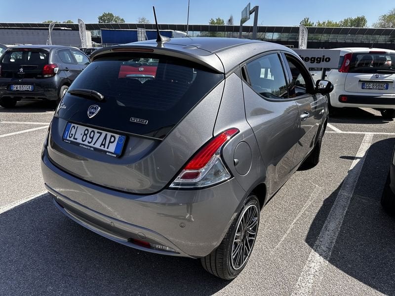 Lancia Ypsilon  1.0 FireFly 70cv S&S Hybrid GOLD