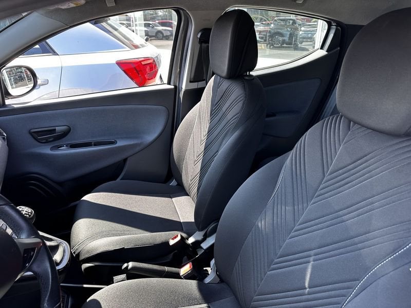 Lancia Ypsilon  1.0 FireFly 70cv S&S Hybrid GOLD