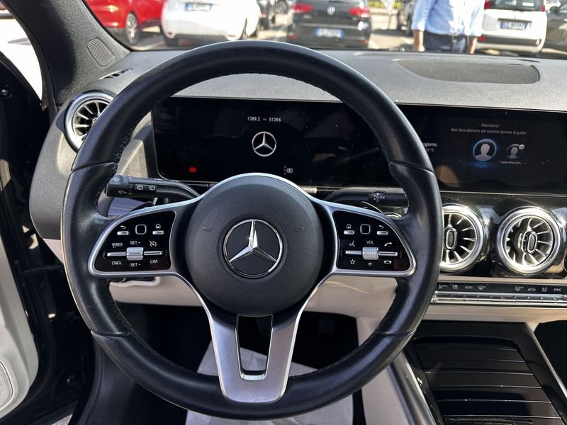 Mercedes-Benz   GLA 200 d Sport Plus 4matic auto
