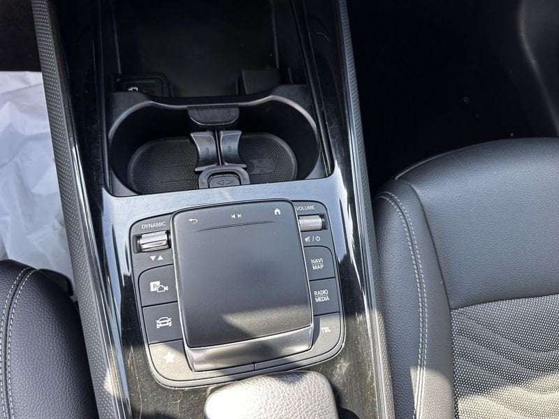 Mercedes-Benz   GLB 220 d Auto 4M Sport 7 posti