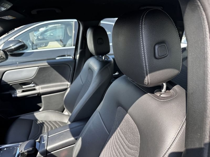 Mercedes-Benz   GLB 220 d Auto 4M Sport 7 posti