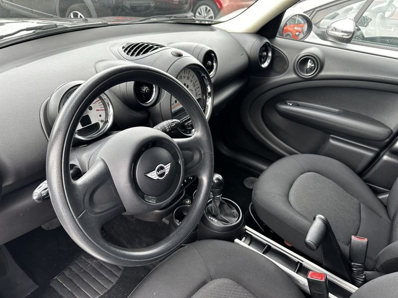 MINI   Mini One Countryman
