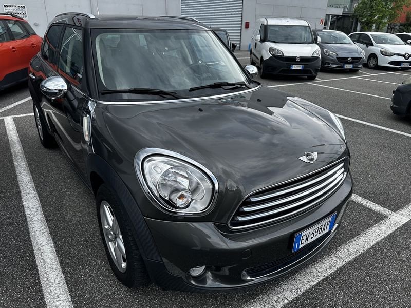 MINI   Mini One Countryman