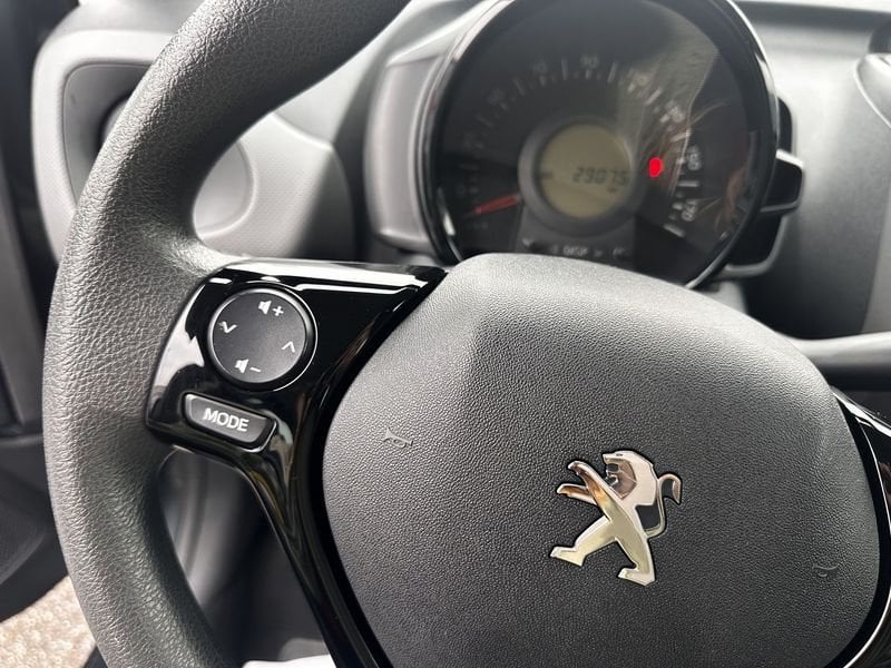 Peugeot 108  VTi 72 3 porte Active