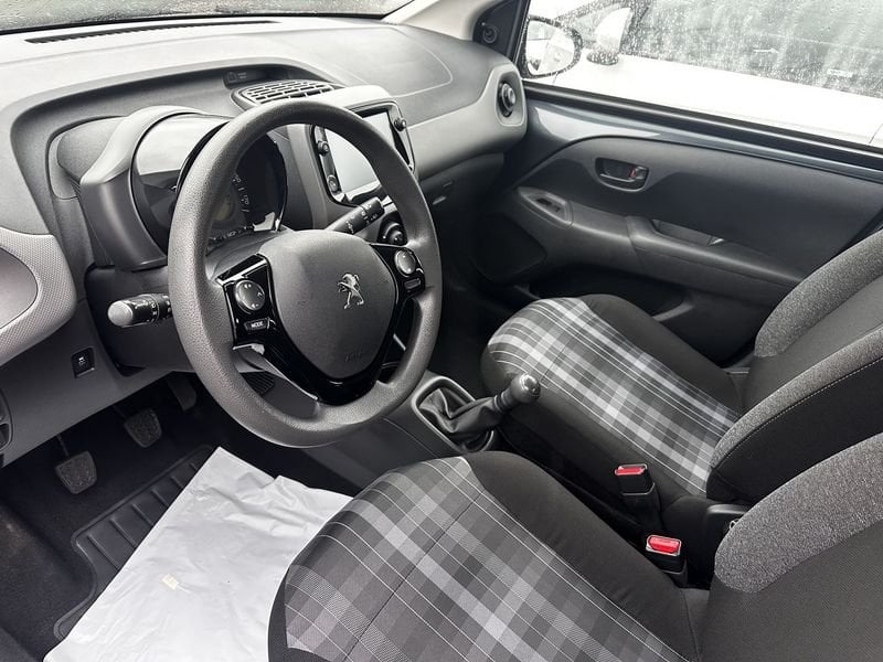 Peugeot 108  VTi 72 3 porte Active