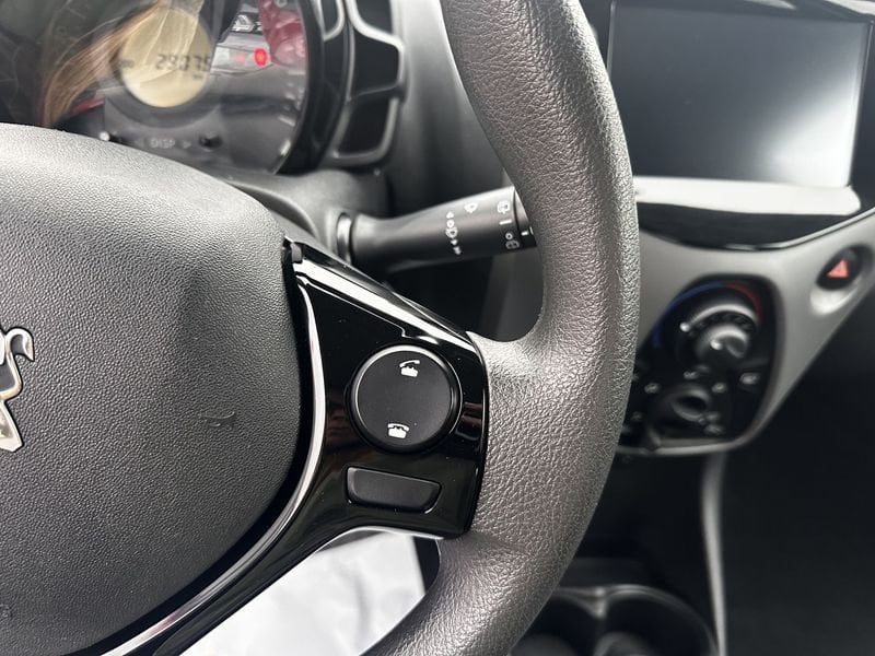 Peugeot 108  VTi 72 3 porte Active