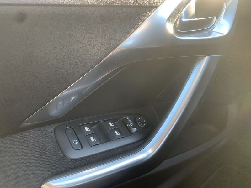 Peugeot 2008  PureTech Turbo 130 S&S Allure