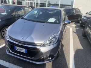 Peugeot 208  PureTech 82 Stop&Start 5 porte Signature