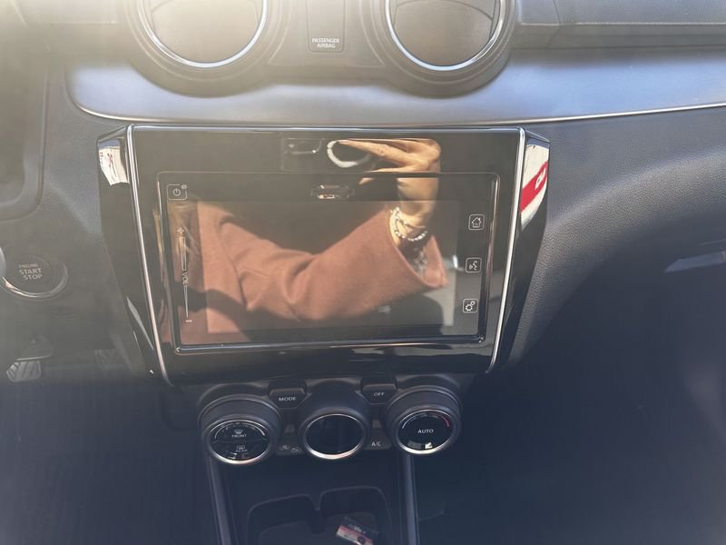 Suzuki Swift  Swift 1.2 Hybrid Top