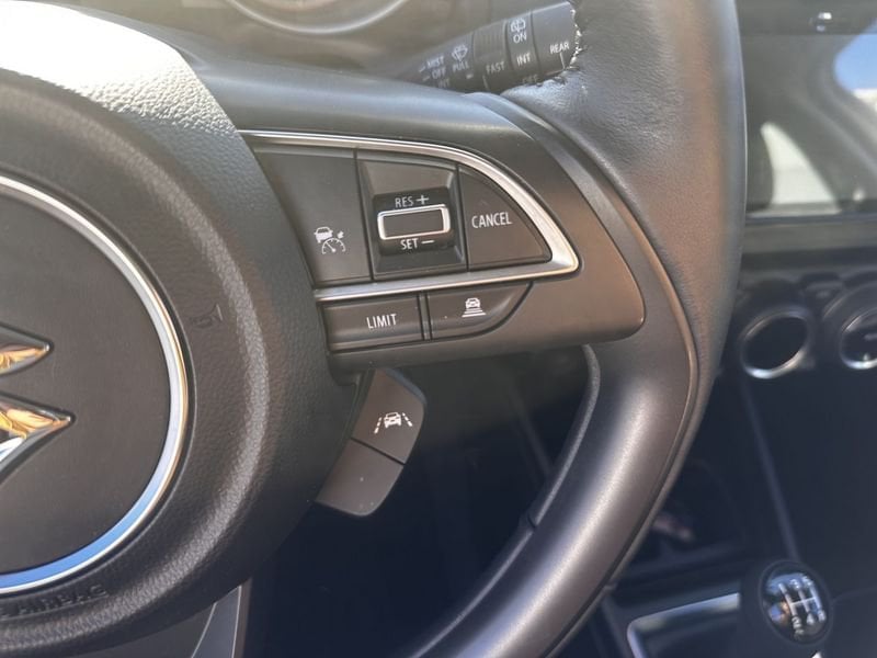 Suzuki Swift  Swift 1.2 Hybrid Top