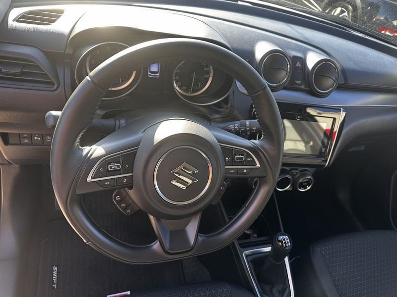 Suzuki Swift  Swift 1.2 Hybrid Top