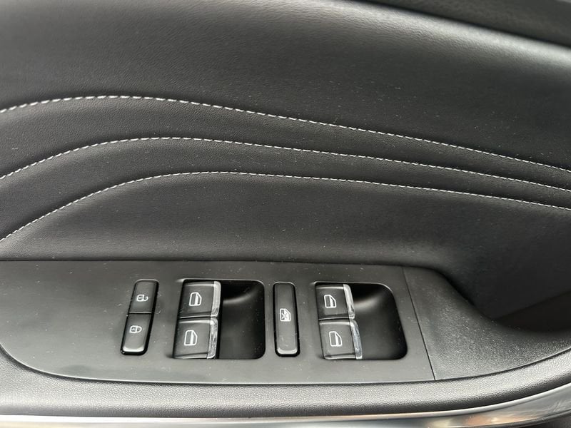 DR Automobiles DR 3.0  1.5 GPL CVT