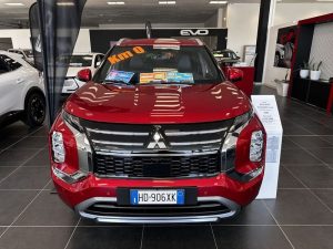 Mitsubishi   2.4L PHEV INTENSE