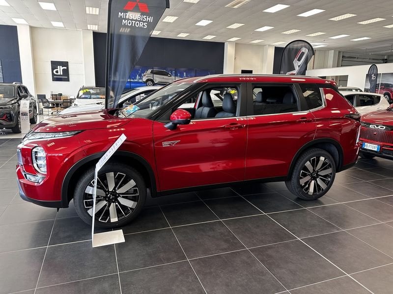 Mitsubishi   2.4L PHEV INTENSE