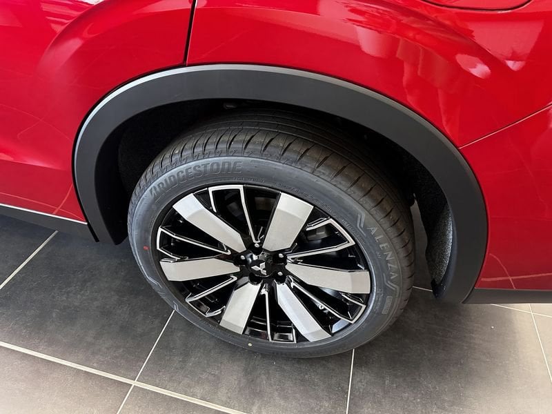 Mitsubishi   2.4L PHEV INTENSE