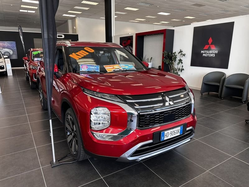 Mitsubishi   2.4L PHEV INTENSE